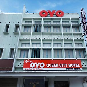 Super Oyo 998 Queen City Hotel